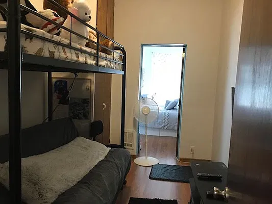 Rented by RV Realty | media 8