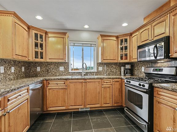 3rd image of 2602 Lochcarron Dr