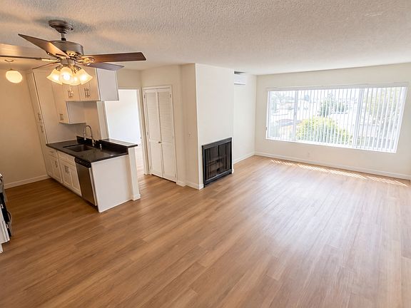 2nd image of 1917 Canal St APT 6