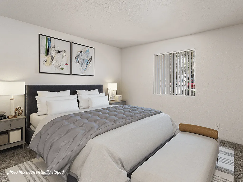 Mission Hill Apartments — Photo 3