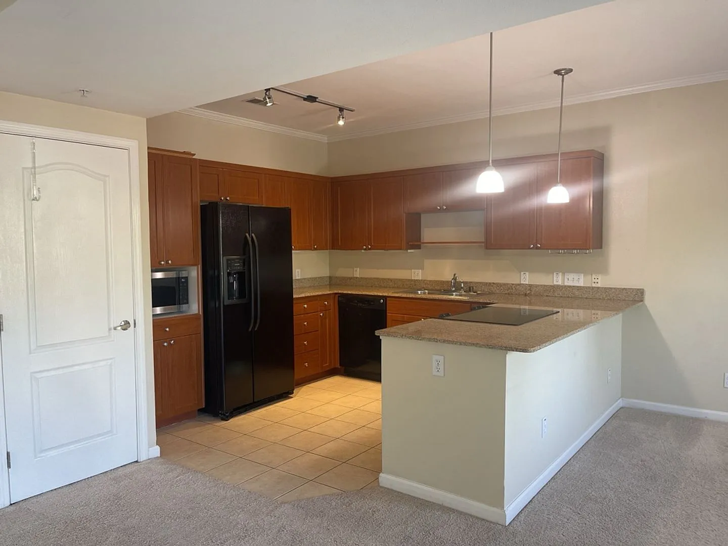 Charming 2 Bedroom Condo in Wildhorse Community — Photo 3
