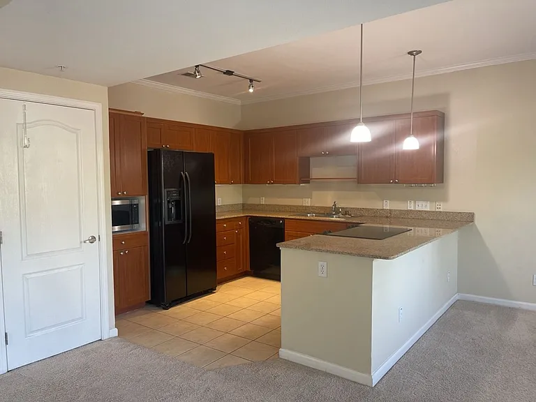 1818 Moore Blvd #214 — Photo 3