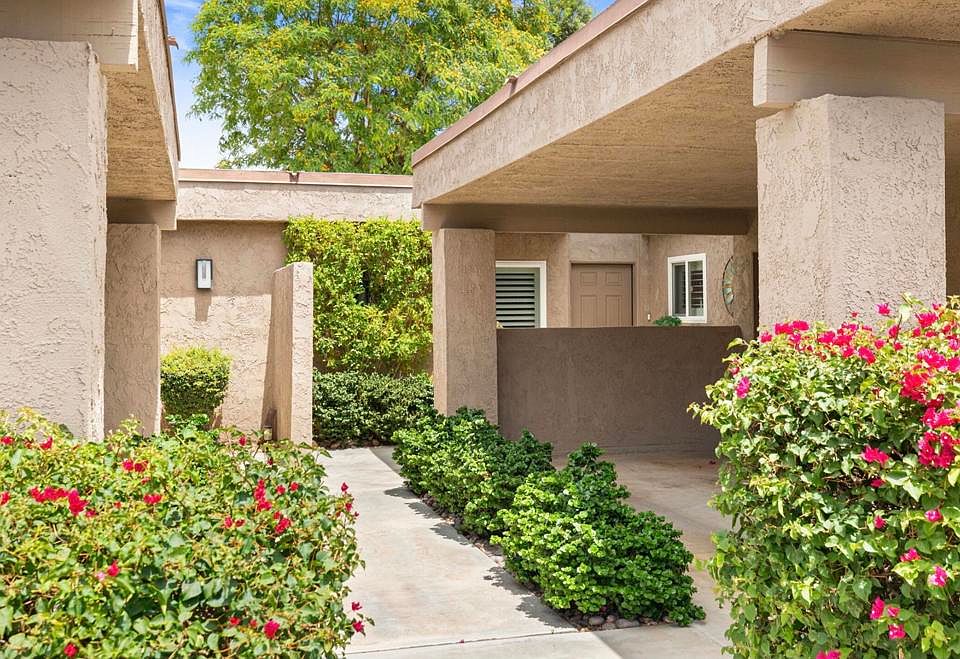 1st image of 72600 Moonridge Ln