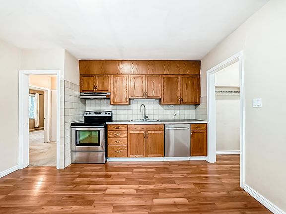 3rd image of 7723 81st Ave NW