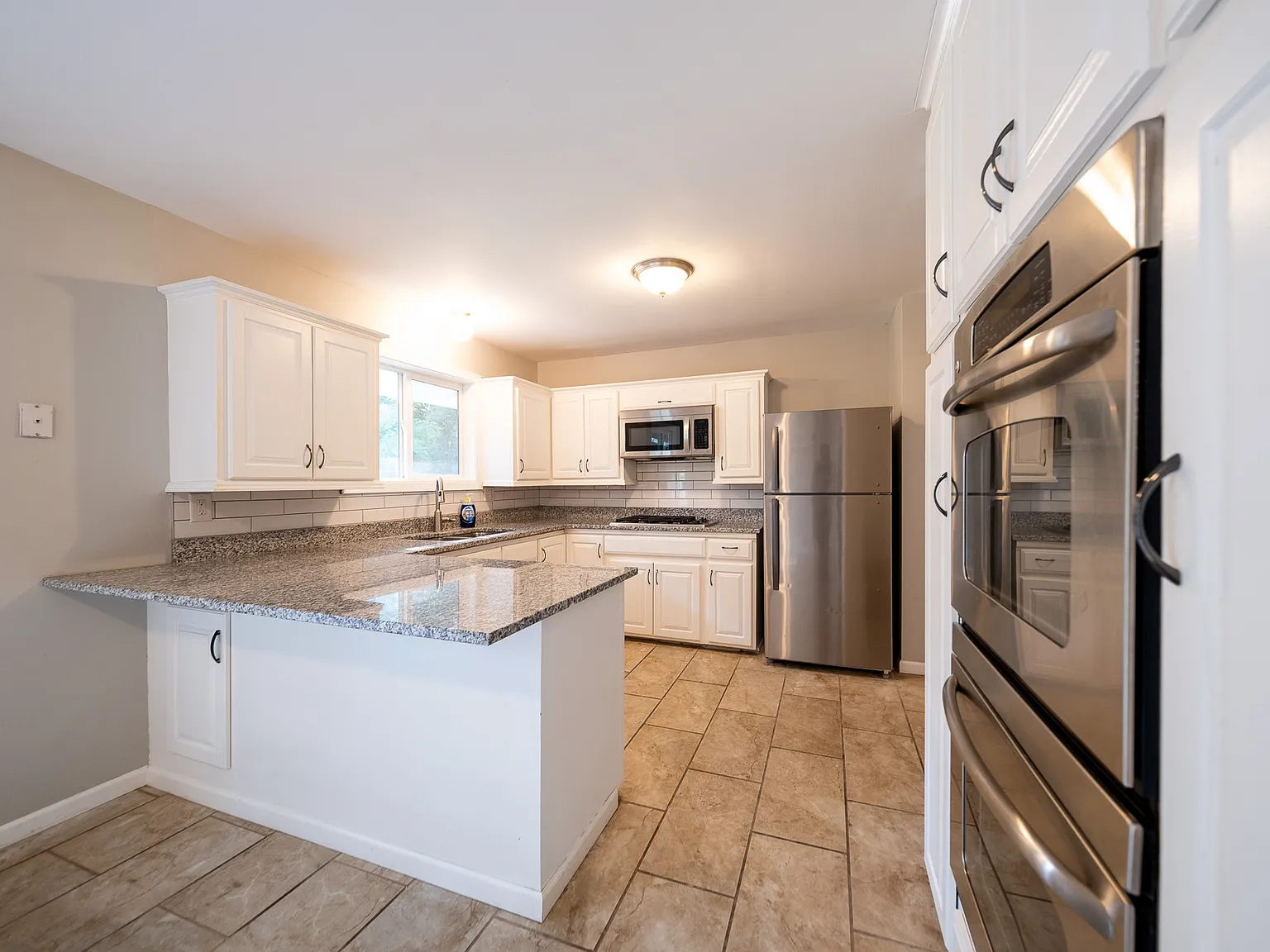Fernbrook Lane North, Plymouth (3800) JP KK1 - 1 — Photo 2