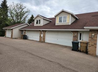 6125 Dell Dr, Madison, WI 53718