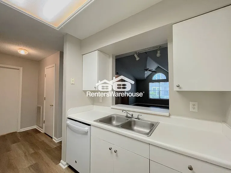 904 Rue Marseille — Photo 10