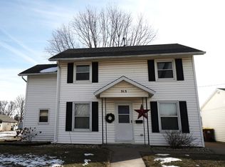 515 N Hudson St, Stockton, IL 61085