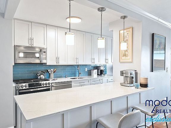 4th image of 4555 Henry Hudson Pkwy APT 1412