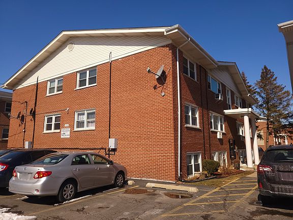 2nd image of 10145 Hartford Ct APT 3A