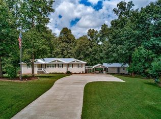 6175 Bannister Rd, Cumming, GA 30028