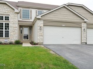 1551 Farmside Ln, Bolingbrook, IL 60490