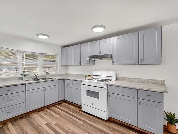 3rd image of 3000 N Romero Rd Unit C5