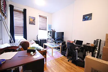 Rented by Dynamik Realty