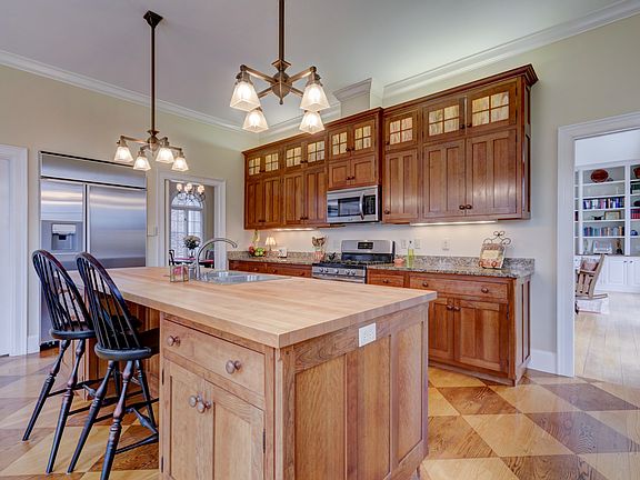 5th image of 7727 Cherokee Springs Way