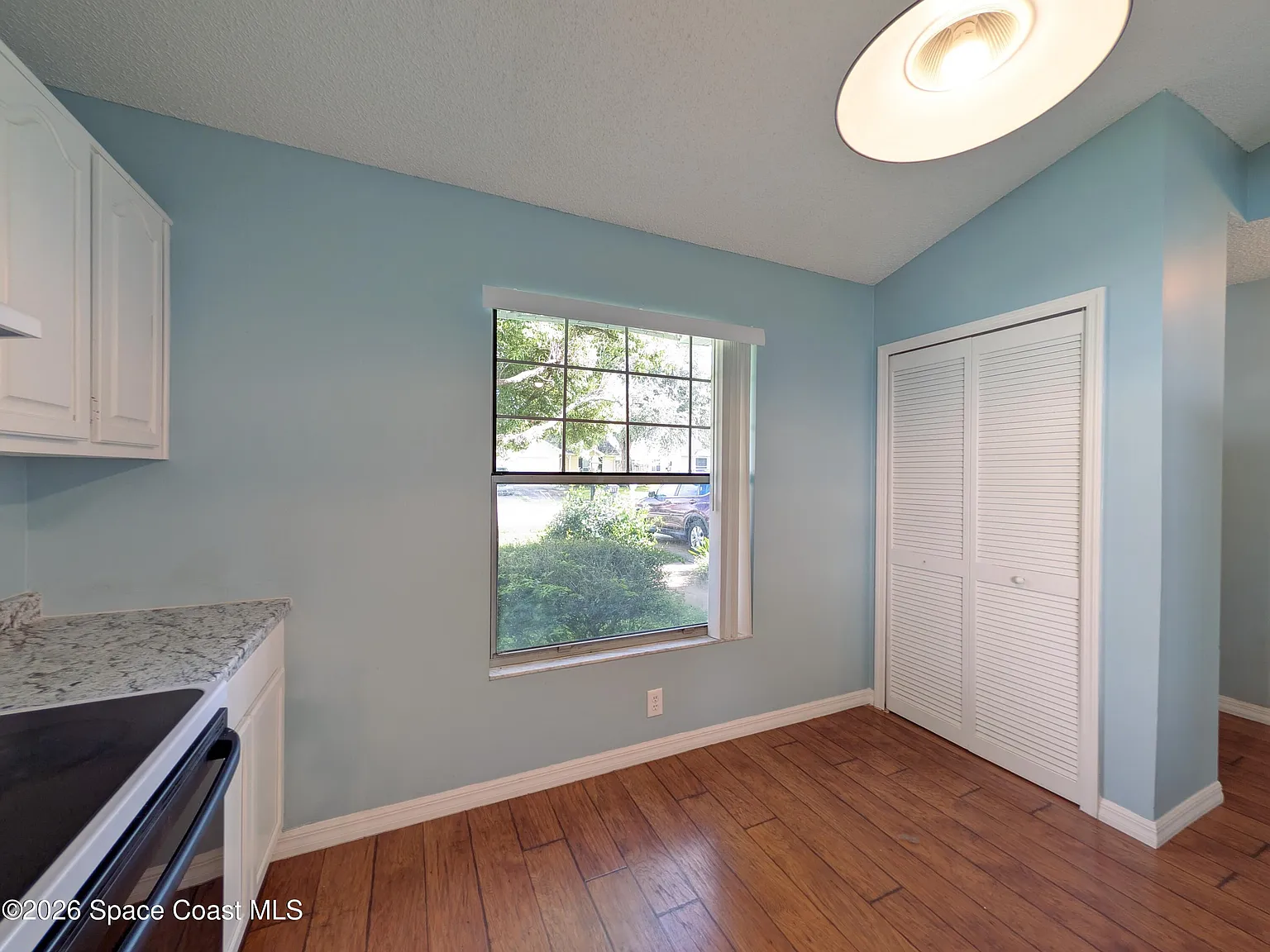 2 bed, 2.0 bath, 1108 sqft, $1,700 — Photo 4