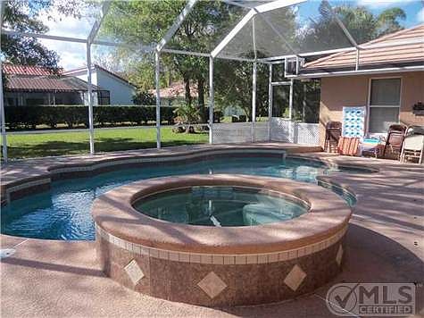 2nd image of 408 SW Silver Palm Cv