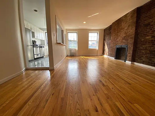 Rented by Corcoran | media 32