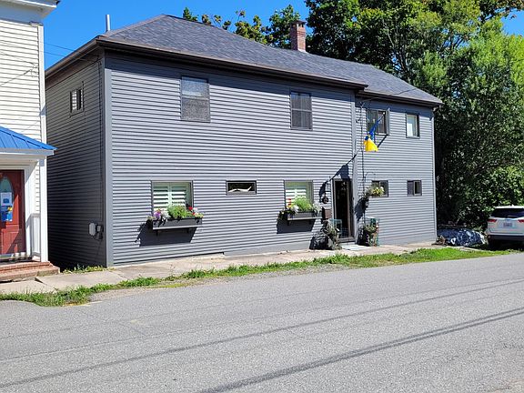 3rd image of 173 Water St