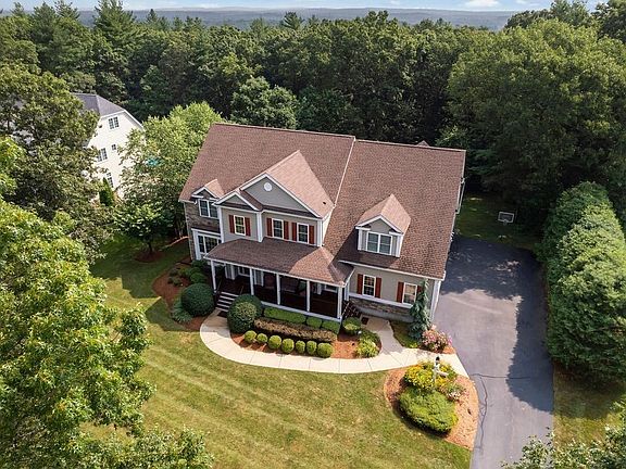3rd image of 51 Lenox Dr