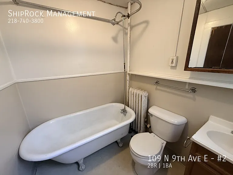 109 N 9th Ave E #2 — Photo 12
