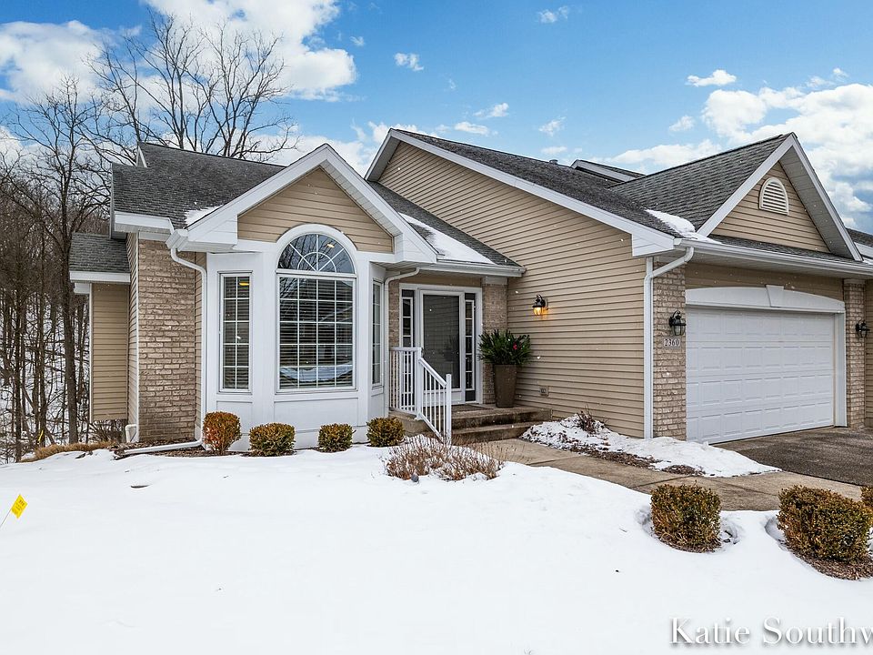 1st image of 2360 Whimbrel Ct NE #49