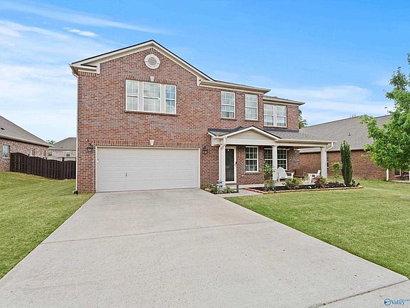 3rd image of 110 Canning Pl NW