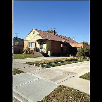 2nd image of 240 W 15th St