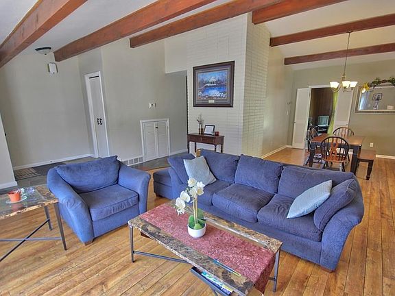 5th image of 23277 Fairmount Blvd