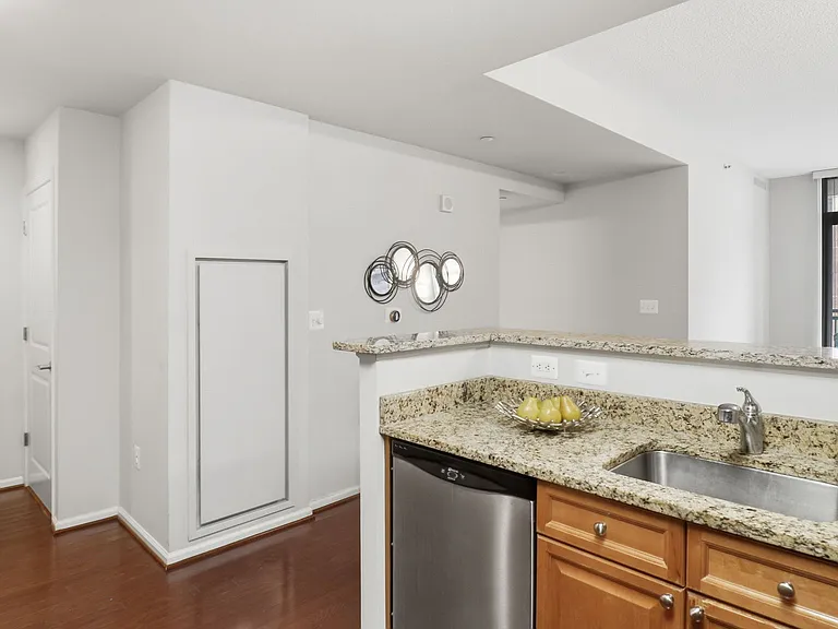 11700 Old Georgetown Rd #1007 — Photo 13