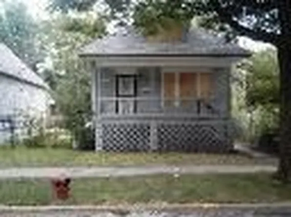 11827 S Perry Ave, Chicago, IL 60628