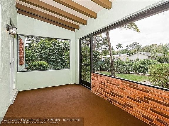 3rd image of 1536 NW 2nd Ave