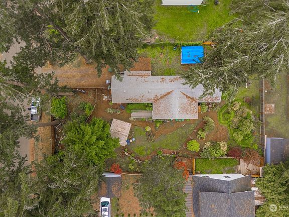 2nd image of 8501 Wildwood Avenue SW