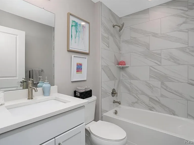 4861 Lismore Ln — Photo 19