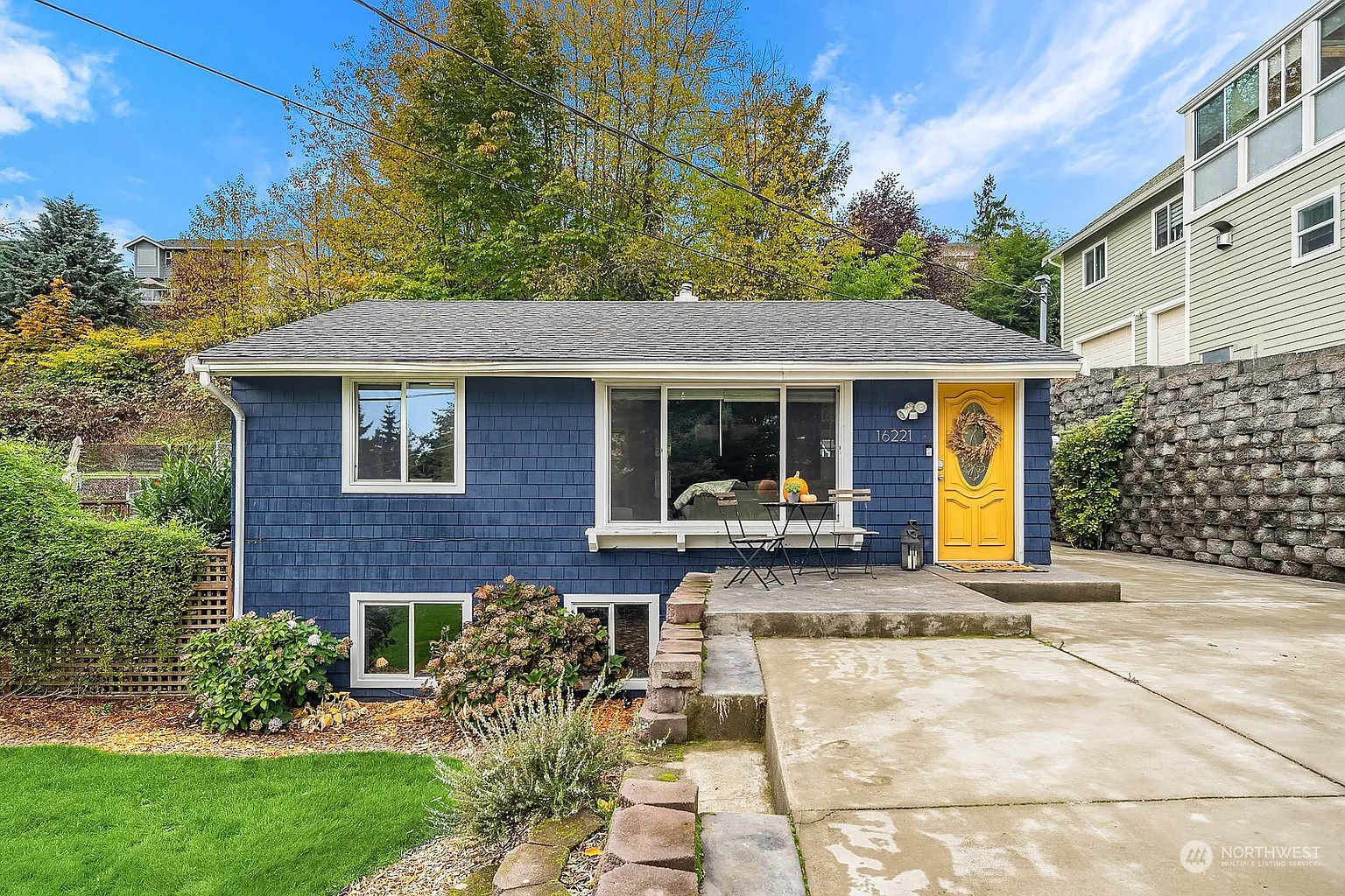 16221 8th Avenue SW photo 1