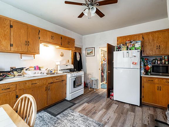 4th image of 723 N Wisconsin STREET #725