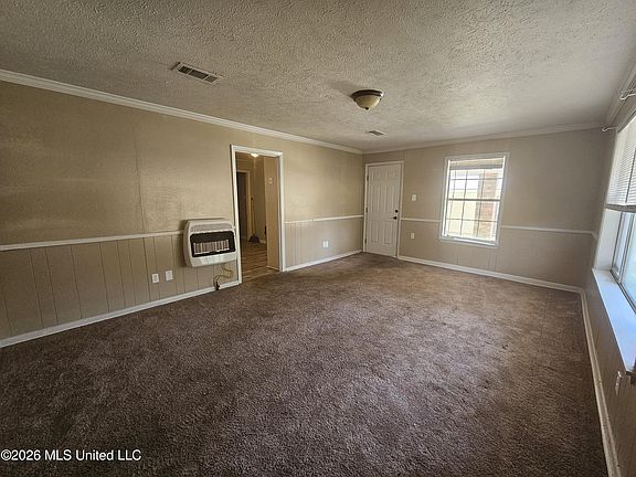 3rd image of 2029 Eleanor St