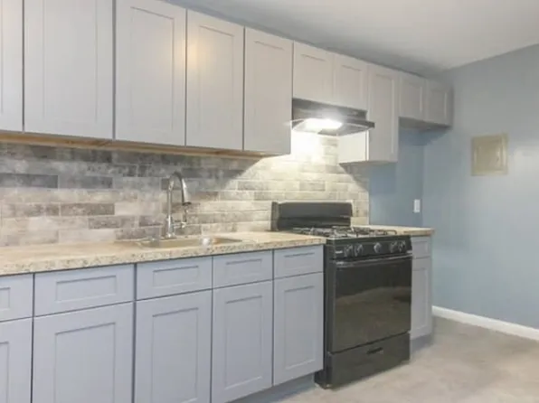 106 S 13th St, Newark, NJ 07107