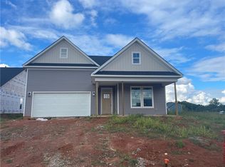 146 Ives Way, Piedmont, SC 29673