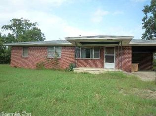210 South Dr, Mount Ida, AR 71957