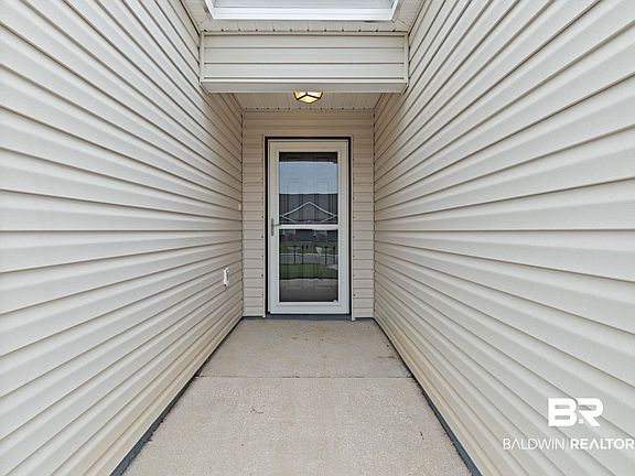 5th image of 6974 Crimson Ridge St