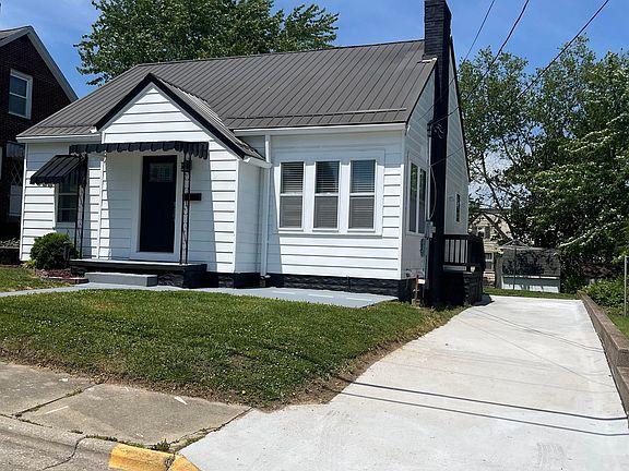 2nd image of 326 E 9th St