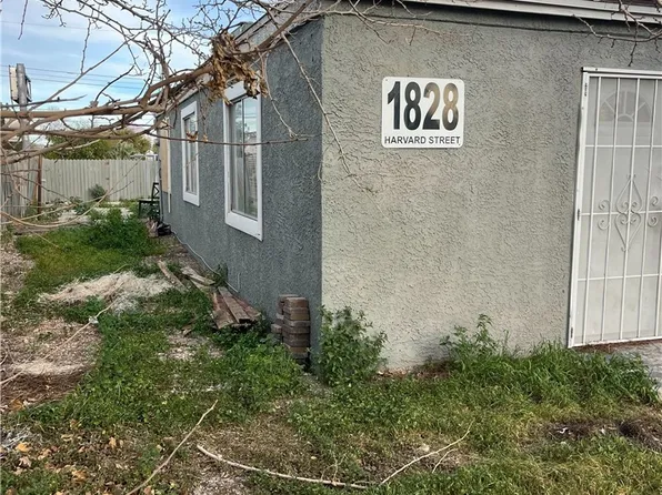 1828 Harvard St, North Las Vegas, NV 89030