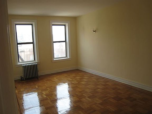 4th image of 450 95th St APT 1C