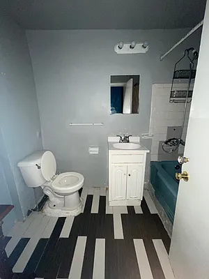 Rented by NYC LUXURY APT RENTALS CO LLC | media 15