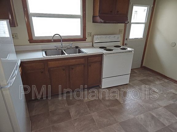 2nd image of 7044 Meadow Trl APT 2