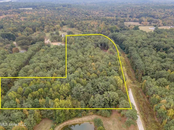 50 Millwright Rd, Holly Springs, MS 38635