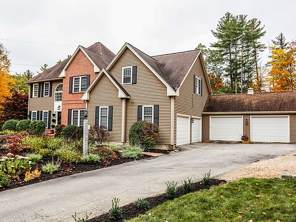 2nd image of 66 Greenmeadow Ln