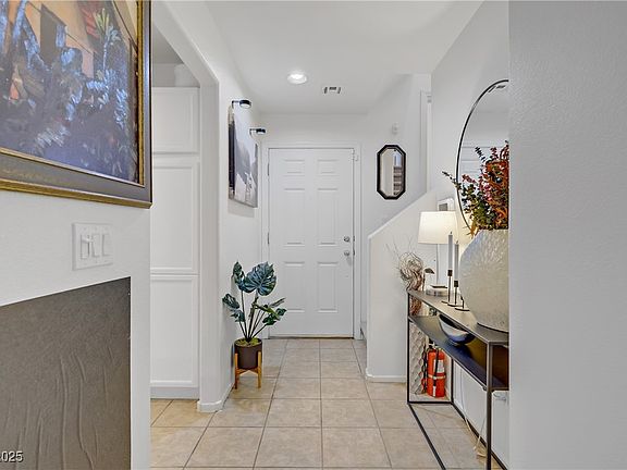 5th image of 9157 Acclamation Ct