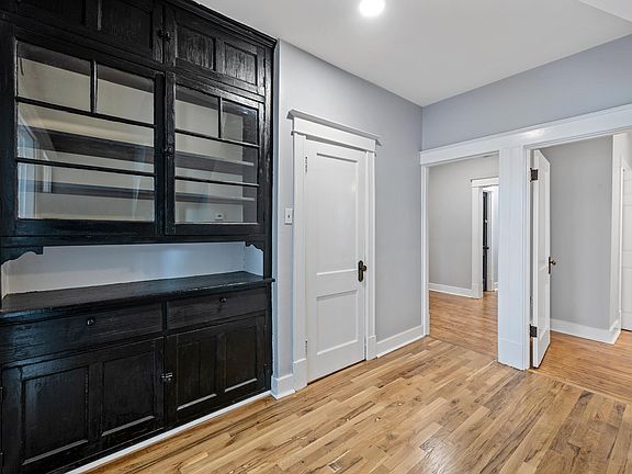 5th image of 4014 De Tonty St Floor 1